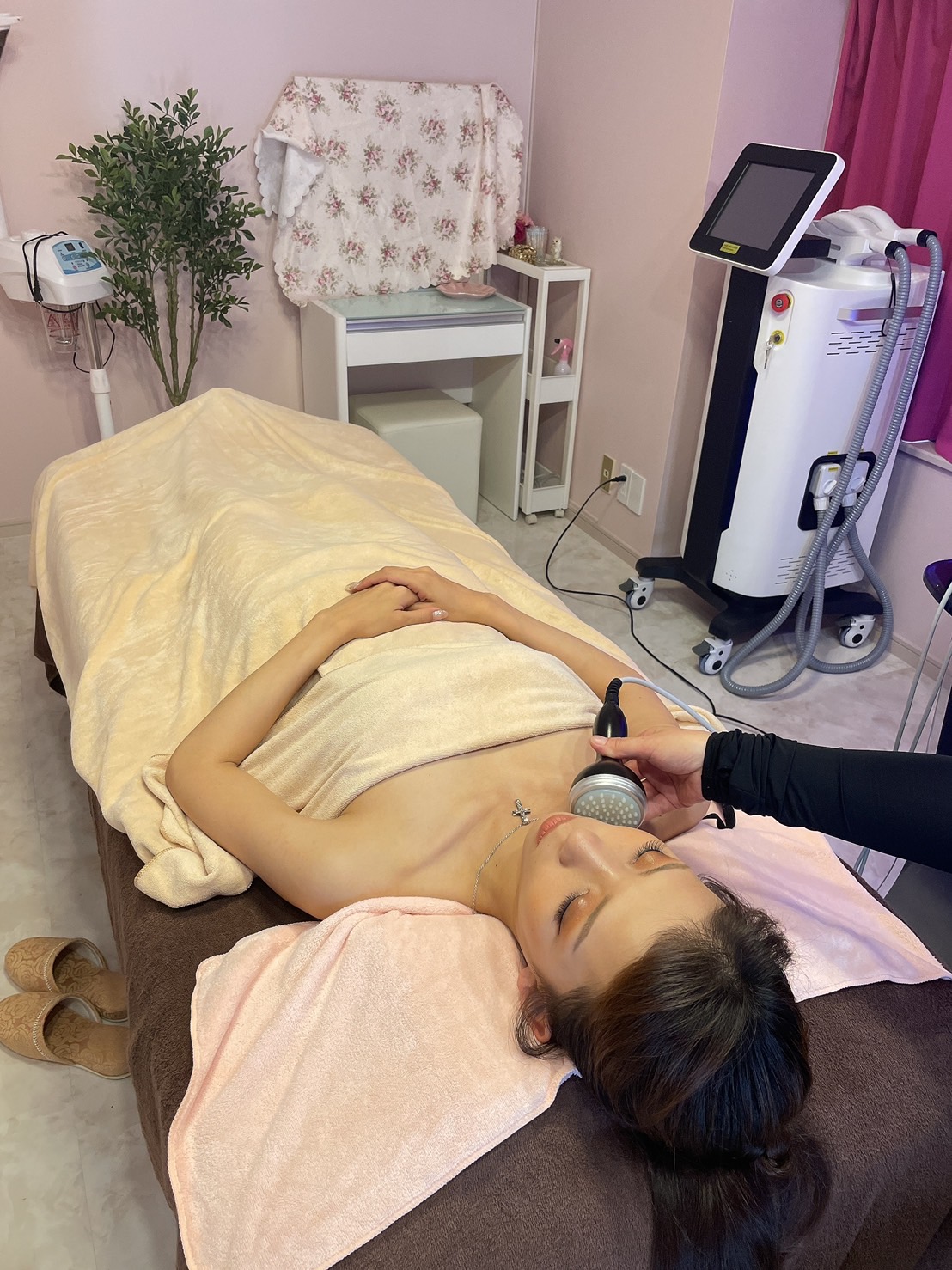 キャビリポプロ ボディ キャビテーション施術